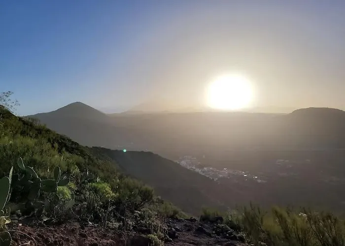 Hikers Haven Courtyard Tamaimo Tenerife Santiago del Teide