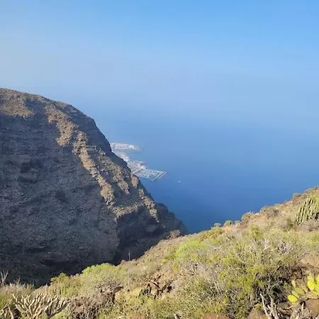 Hikers Haven Courtyard Tamaimo Tenerife * El Molledo