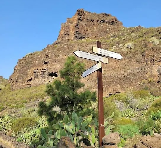 Hikers Haven Courtyard Tamaimo Tenerife *