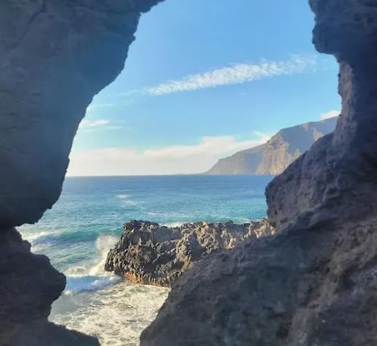 Hikers Haven Courtyard Tamaimo Tenerife * Сантъяго-дель-Тейде