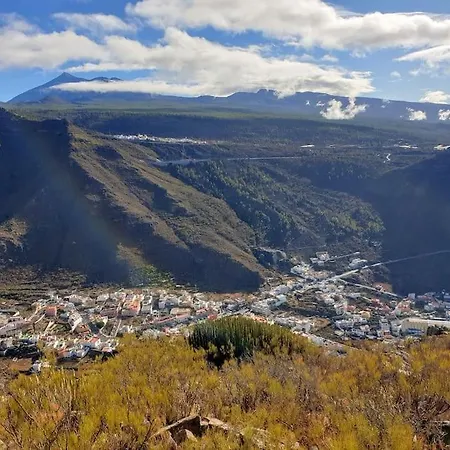 Hikers Haven Courtyard Tamaimo Tenerife