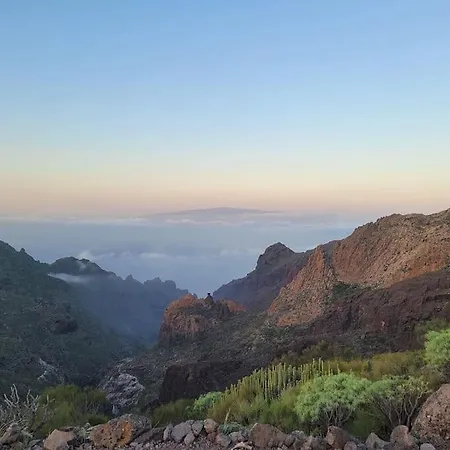 Апартаменты Hikers Haven Courtyard Tamaimo Tenerife *